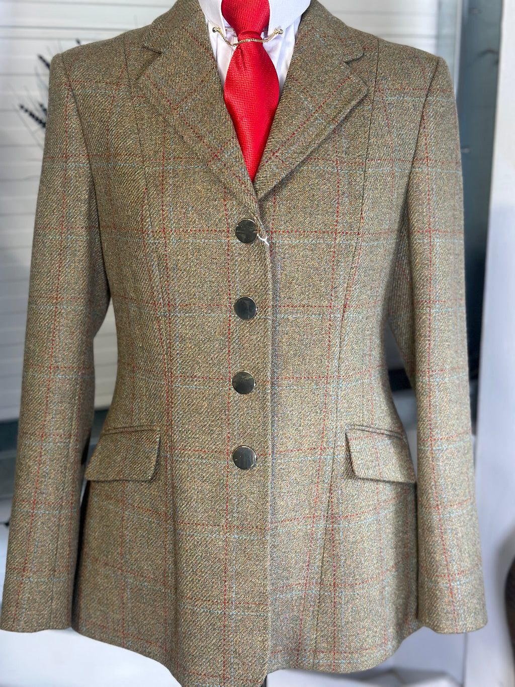 IN STOCK: PALE GREEN TWEED PRINCESS CUT JACKET