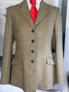 IN STOCK: PALE GREEN TWEED PRINCESS CUT JACKET