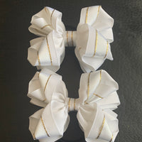 Luxury Bows: White and gold twist bows